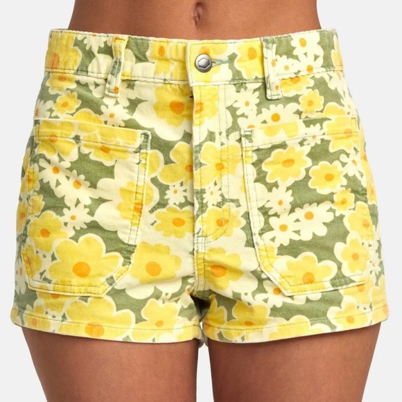 RVCA Yellow Belle Cord Shorts Size 27 - Picture 1 of 6
